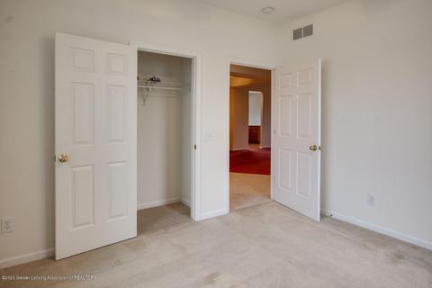 8632 Jacaranda Dr, Dimondale, MI 48821 photo 12