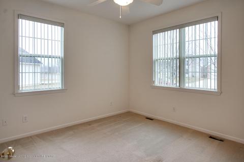 8632 Jacaranda Dr, Dimondale, MI 48821 photo 11