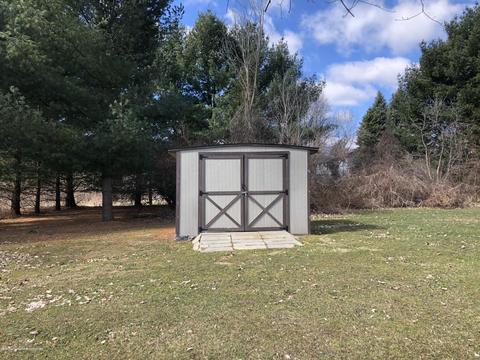 1920 Milton Rd, Perry, MI 48872 photo 28