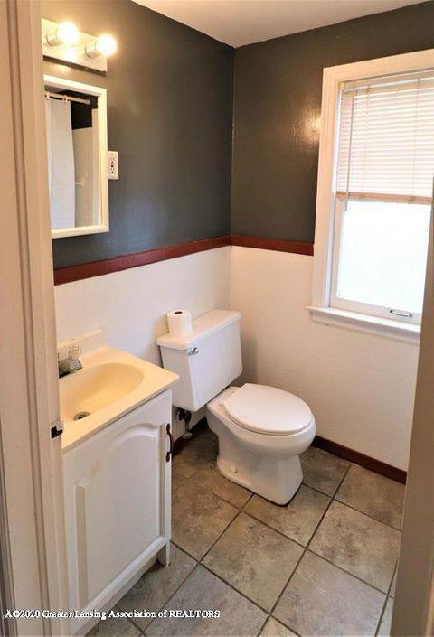 112 E Shaw St, Charlotte, MI 48813 photo 20