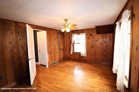 112 E Shaw St, Charlotte, MI 48813 photo 25