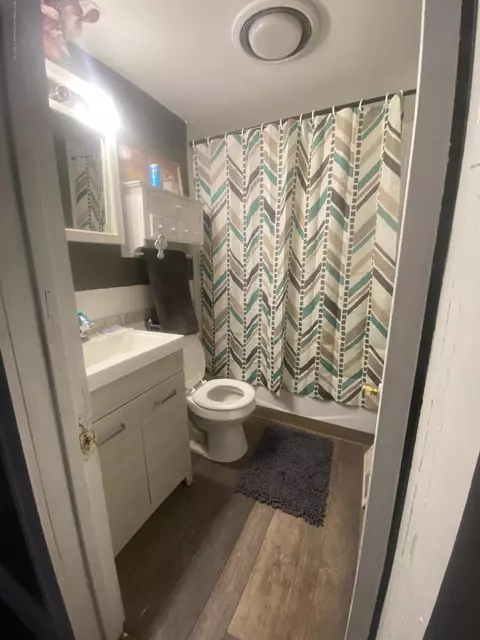 1018 Maycroft, Lansing, MI 48917 photo 12