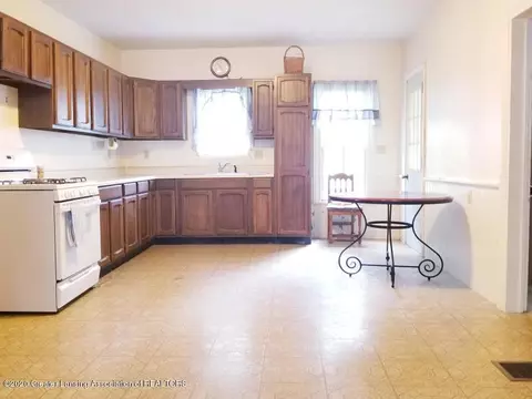 402 White St, Williamston, MI 48895 photo 11