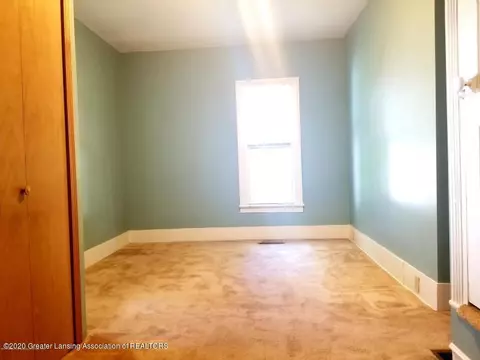 402 White St, Williamston, MI 48895 photo 17