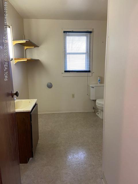 5682 Clark Rd, Bath, MI 48808 photo 9