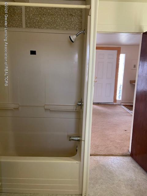 5682 Clark Rd, Bath, MI 48808 photo 10