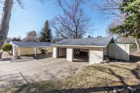 907 Pine St, Dewitt, MI 48820 photo 20