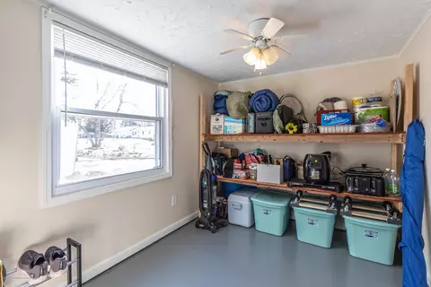 907 Pine St, Dewitt, MI 48820 photo 15