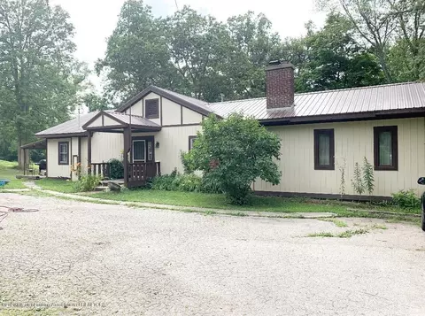 13580 S Wright Rd, Eagle, MI 48822 photo 1