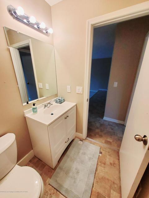 2028 Blue Lac Dr, Haslett, MI 48840 photo 7