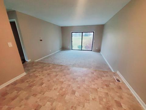 2028 Blue Lac Dr, Haslett, MI 48840 photo 4