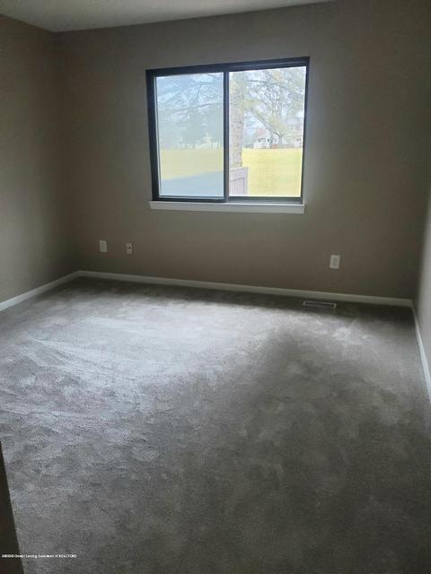 2028 Blue Lac Dr, Haslett, MI 48840 photo 9