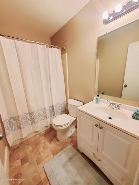 2028 Blue Lac Dr, Haslett, MI 48840 photo 6