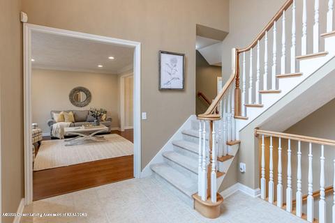 2030 Timberview Dr, Okemos, MI 48864 photo 5