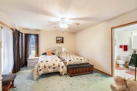 13520 S Bauer Rd, Eagle, MI 48822 photo 15