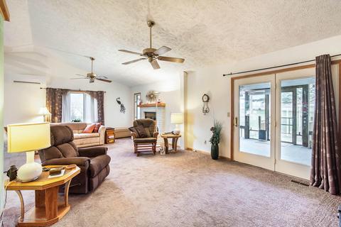 13520 S Bauer Rd, Eagle, MI 48822 photo 3