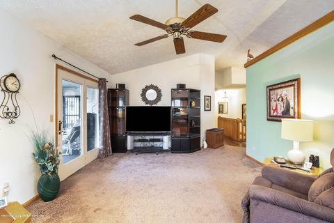 13520 S Bauer Rd, Eagle, MI 48822 photo 4