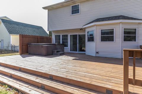 5540 Earliglow Ln, Haslett, MI 48840 photo 2