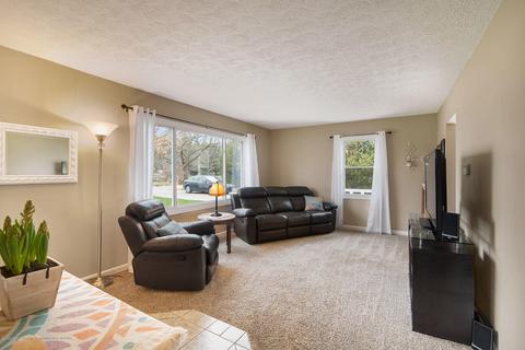 4821 Bunker Rd, Mason, MI 48854 photo 2