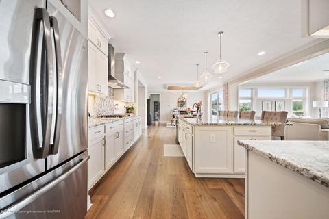 12610 Warm Creek Dr, Dewitt, MI 48820 photo 9