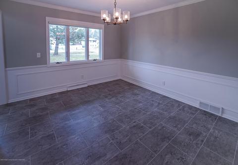 2417 Pine Tree Rd, Holt, MI 48842 photo 7
