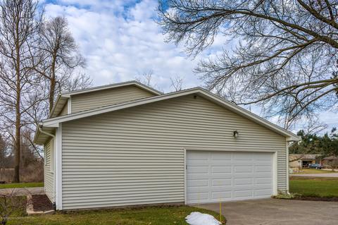 2417 Pine Tree Rd, Holt, MI 48842 photo 59