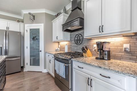 11810 Claridge Dr, Dewitt, MI 48820 photo 12