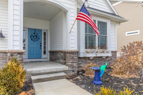 11810 Claridge Dr, Dewitt, MI 48820 photo 2
