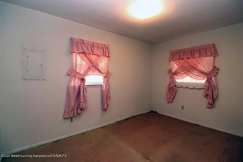 400 Everettdale Ave, Lansing, MI 48910 photo 13
