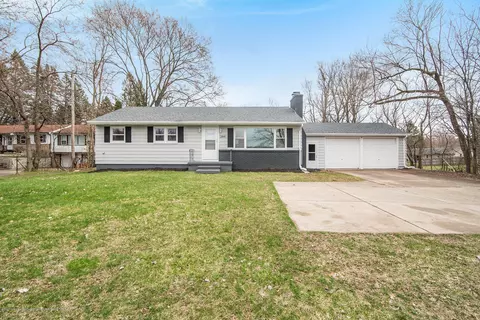 2841 Aurelius Rd, Lansing, MI 48910 photo 1