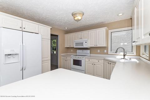 13089 Primrose Ln, Dewitt, MI 48820 photo 8