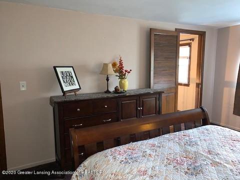 204 E Oak St, Saint Johns, MI 48879 photo 24