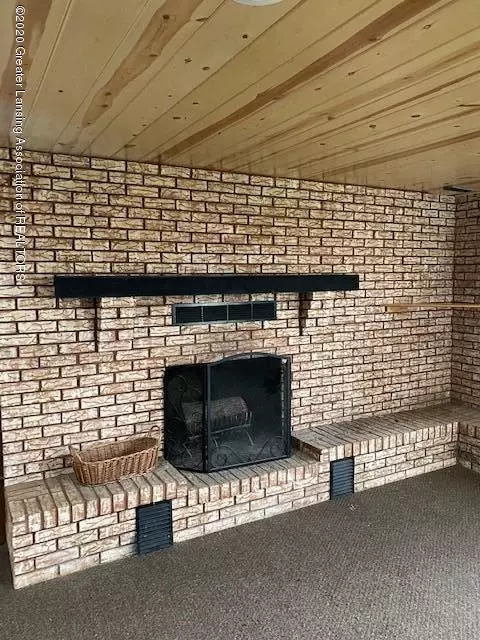 9800 W Herbison Rd, Eagle, MI 48822 photo 9