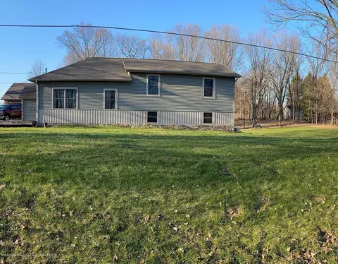 9800 W Herbison Rd, Eagle, MI 48822 photo 1
