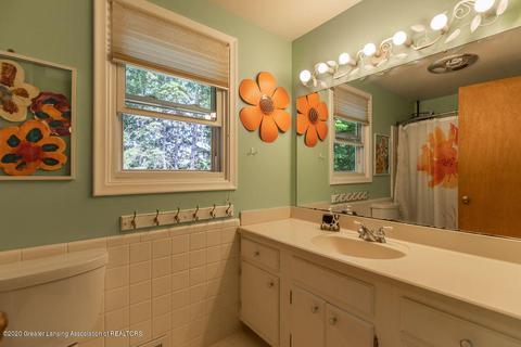 5835 Green Rd, Haslett, MI 48840 photo 34