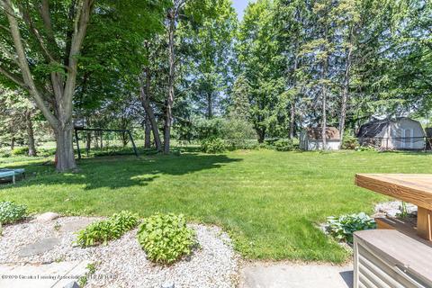 5835 Green Rd, Haslett, MI 48840 photo 6