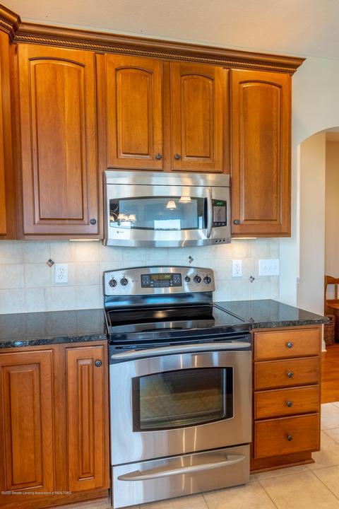 12820 Warm Creek Dr, Dewitt, MI 48820 photo 31