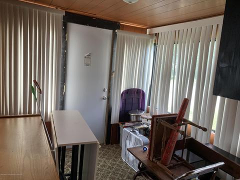 341 E Sheridan Rd, Lansing, MI 48906 photo 11
