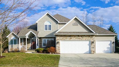 648 Emily Ln, Haslett, MI 48840 photo 3