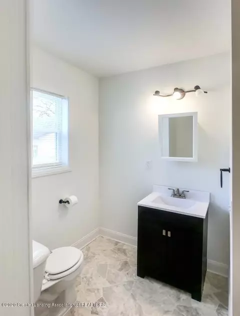 2205 Alpha St, Lansing, MI 48910 photo 14