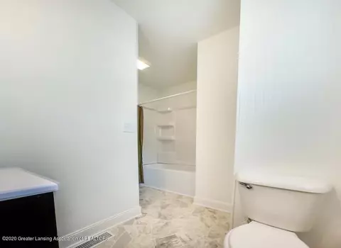 2205 Alpha St, Lansing, MI 48910 photo 16