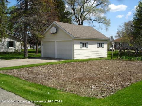700 E Cass St, Saint Johns, MI 48879 photo 6