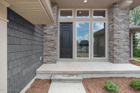 16976 Willowbrook Dr, Haslett, MI 48840 photo 4