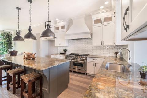 16976 Willowbrook Dr, Haslett, MI 48840 photo 9