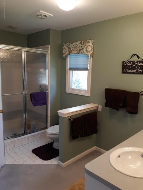 3895 Camperdown Dr, Lansing, MI 48911 photo 17