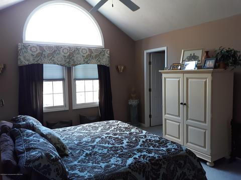 3895 Camperdown Dr, Lansing, MI 48911 photo 15