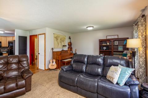 7553 W Polk Rd, Sumner, MI 48889 photo 9