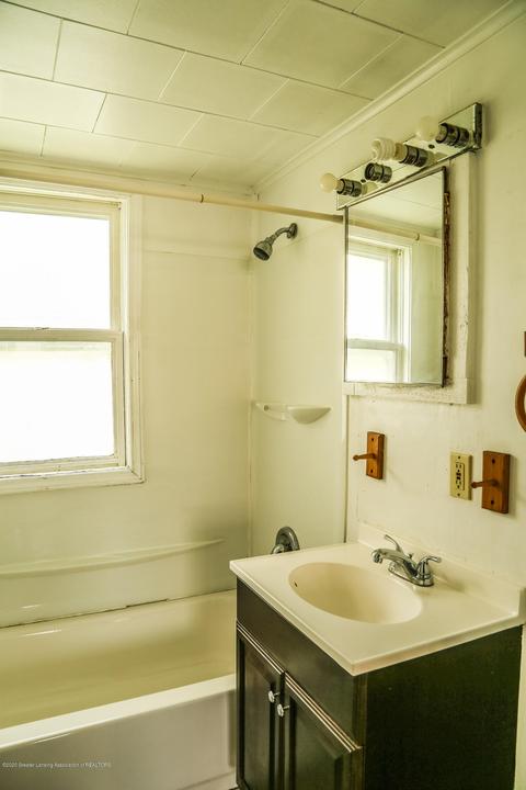 551 E Sheridan Rd, Lansing, MI 48906 photo 14