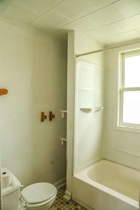 551 E Sheridan Rd, Lansing, MI 48906 photo 13