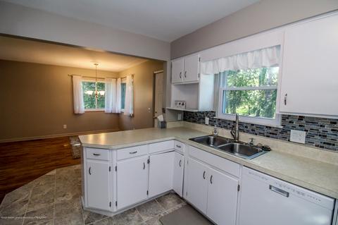 13259 Allen St, Bath, MI 48808 photo 19